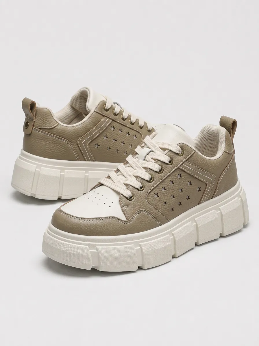 Unisex Star Cutout Skate Shoes