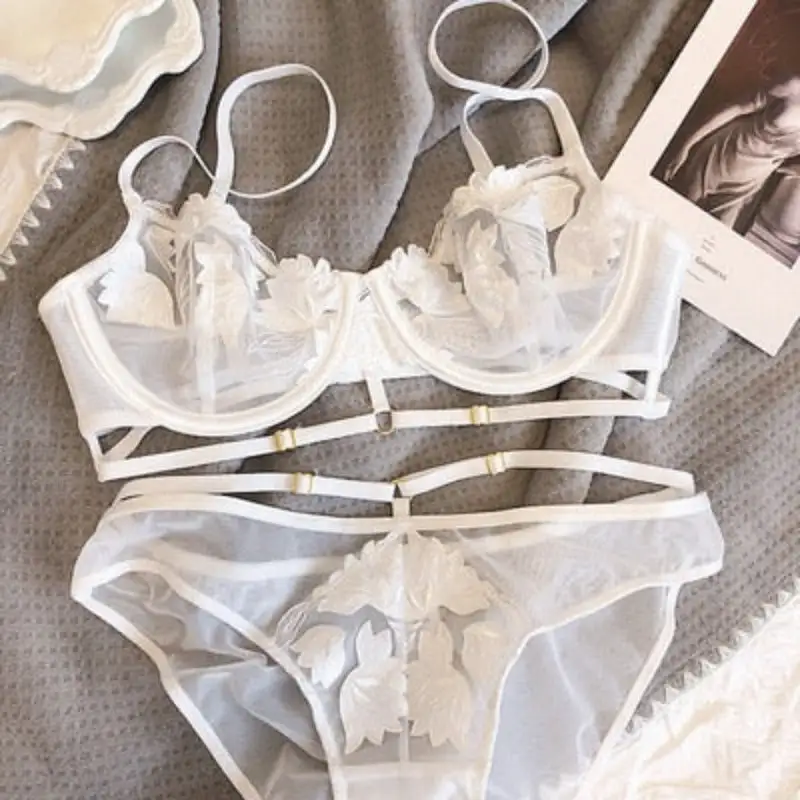 Adjustable Ribbon Lace Lingerie Set