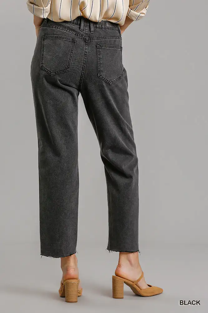Pockets Non-stretch Straight Cut Distressed Denim Jeans with Raw Hem