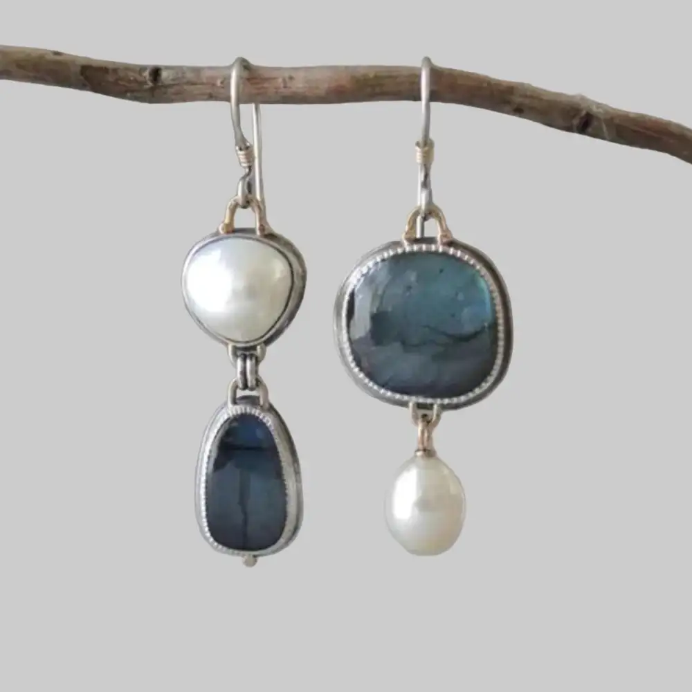 Modern Modern Jewelry Set