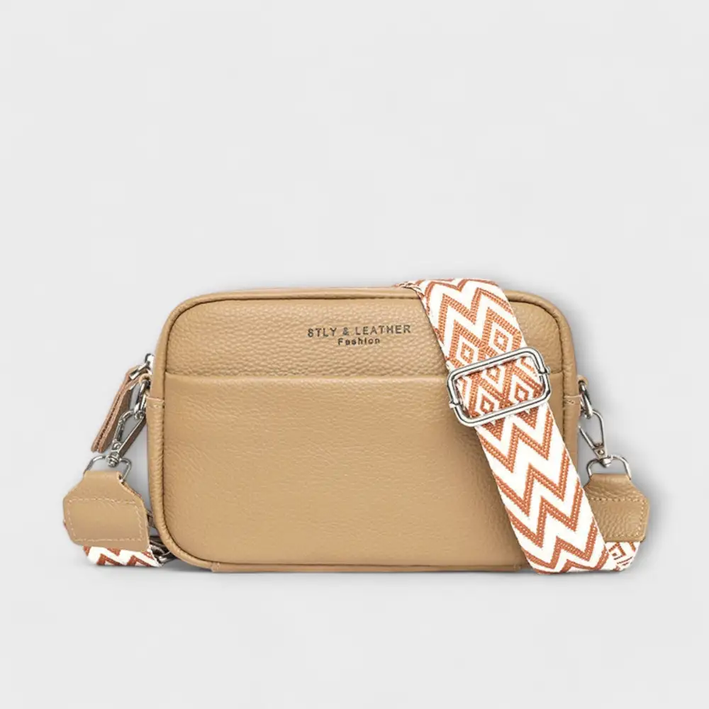 Buckle Straw Shoulder Bag