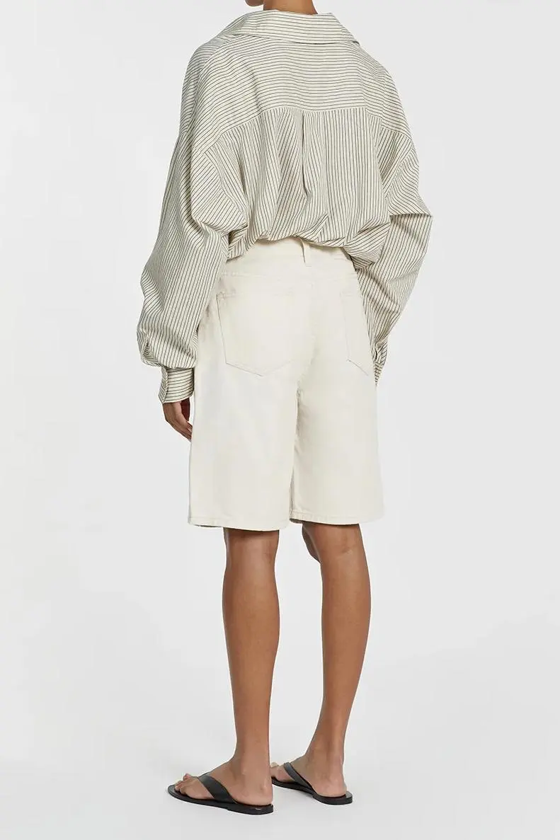 CREAM DENIM SHORT