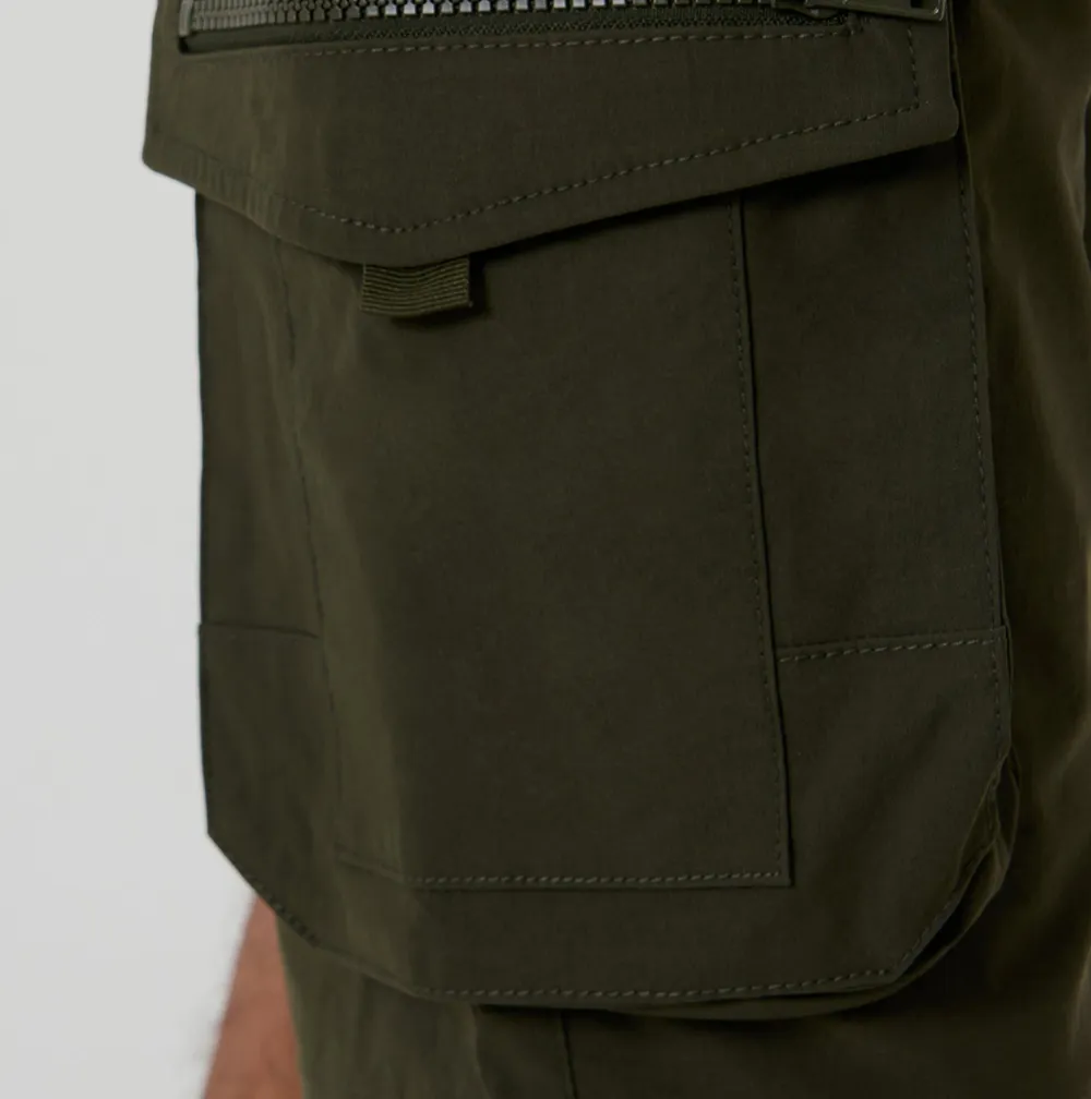 Khaki Green Elastic-Waist Stretch Cargo Shorts