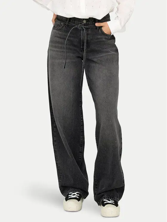 Straight Wide Leg Cropped Jeans