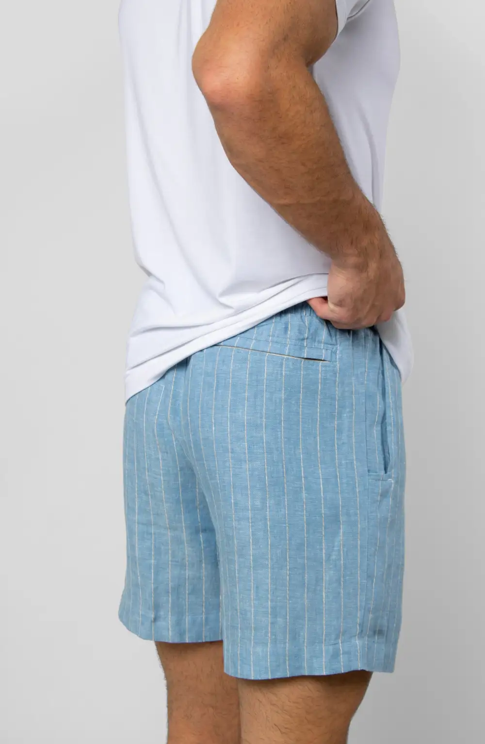Men's Relaxed Linen Drawcord Shorts