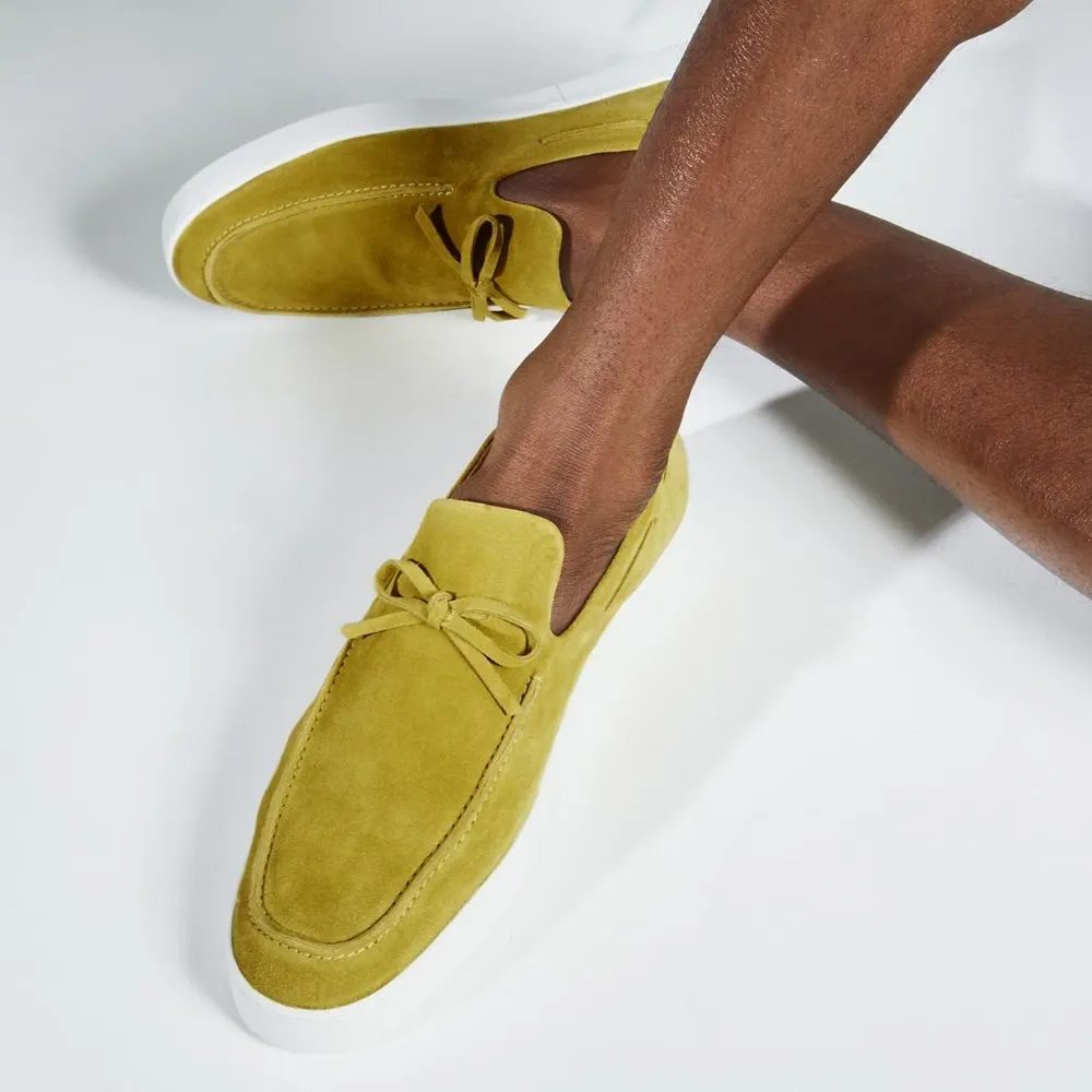 Molded Outsoles Lace-up Sneaker