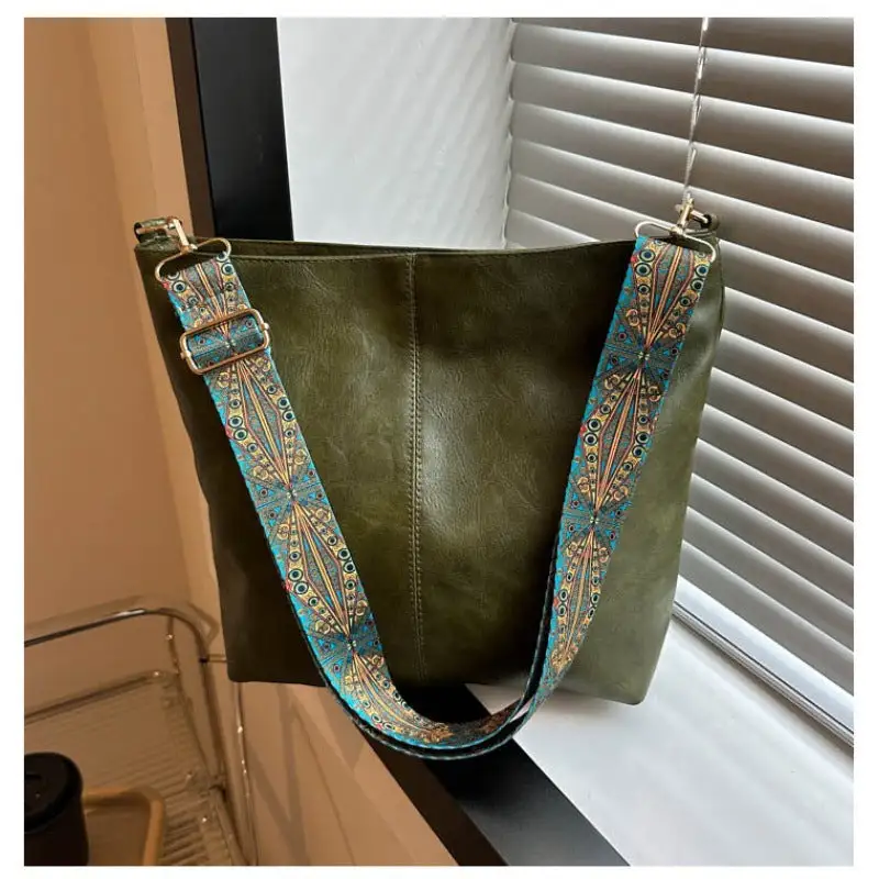 Minimal Roomy Faux Leather Bucket Bag