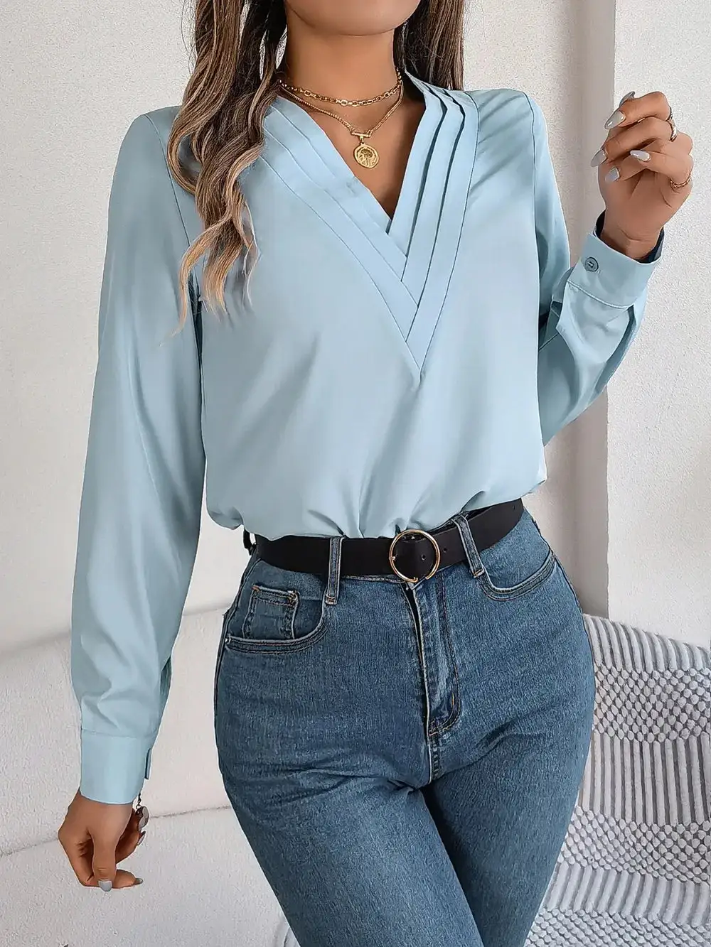 Textured V-Neck Long Sleeve Blouse