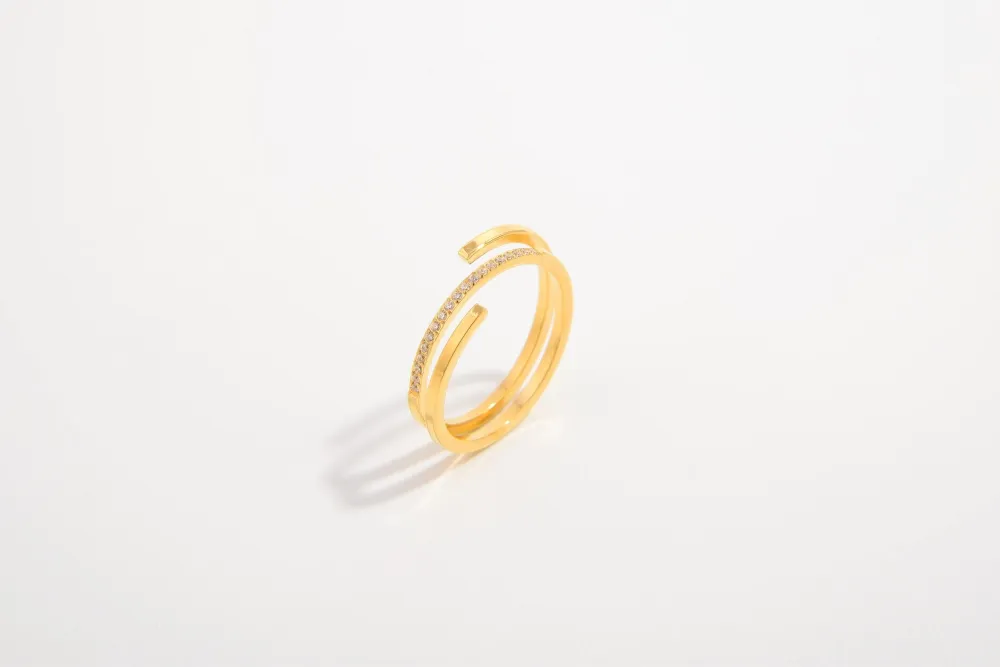 Effortless Minimal Everyday Fashion Ring