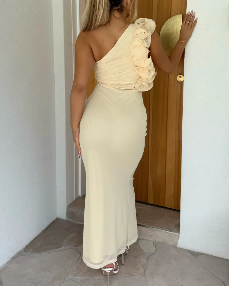 Off Shoulder Ruffled Maxi Dress