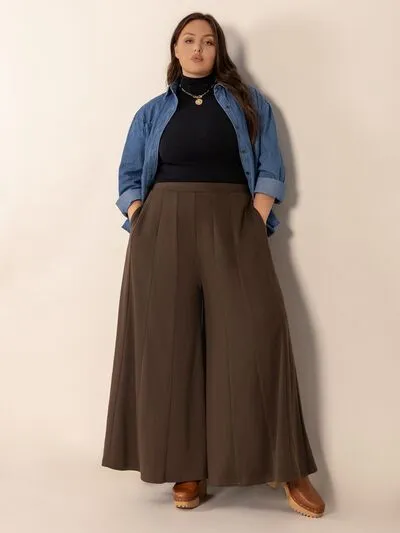 Plus Wide Leg Pocket Pants