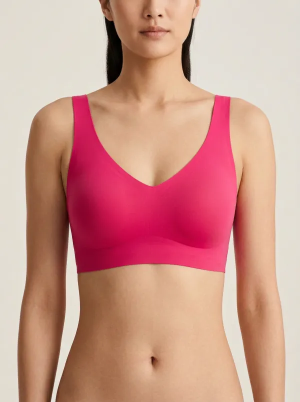 Streamlined V-Neck Seamless-Look Bra