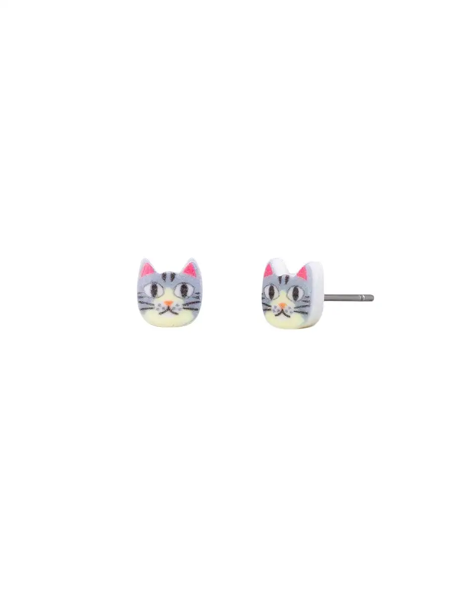 Ash Cat Stud Earrings