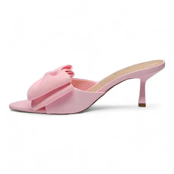 Bermuda Bow Kitten Heel