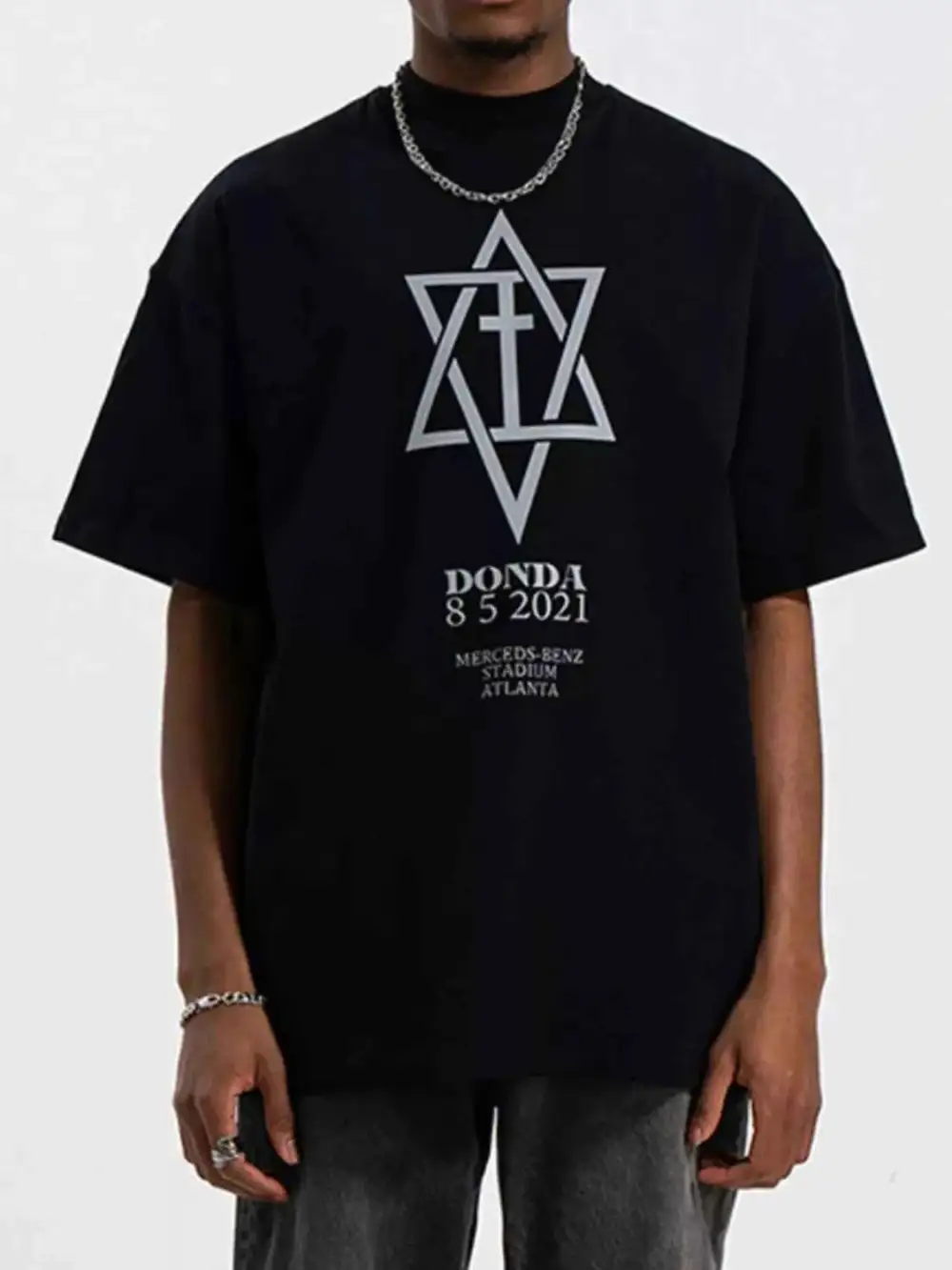 Relaxed Graphic Round Neck Half Sleeve T-Shirt