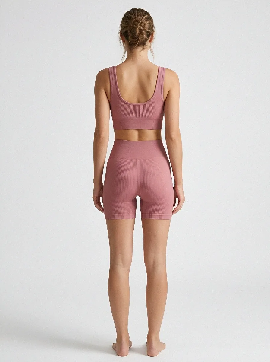 Practical Ribbed Texture Seamless Design Utility Look Women's Tank Top And Sports Shorts Set
