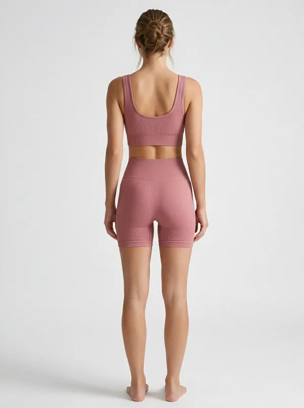Practical Ribbed Texture Seamless Design Utility Look Women's Tank Top And Sports Shorts Set