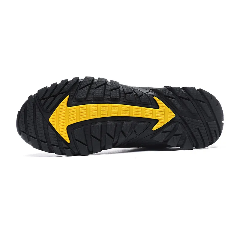 Men's Wide Fit Trail Shoes