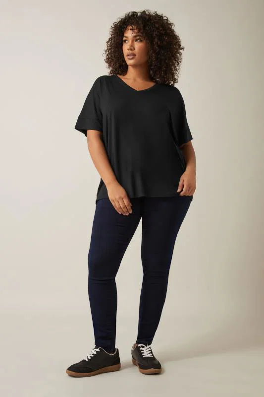 Black V-Neck Modal Rich T-Shirt detail 1