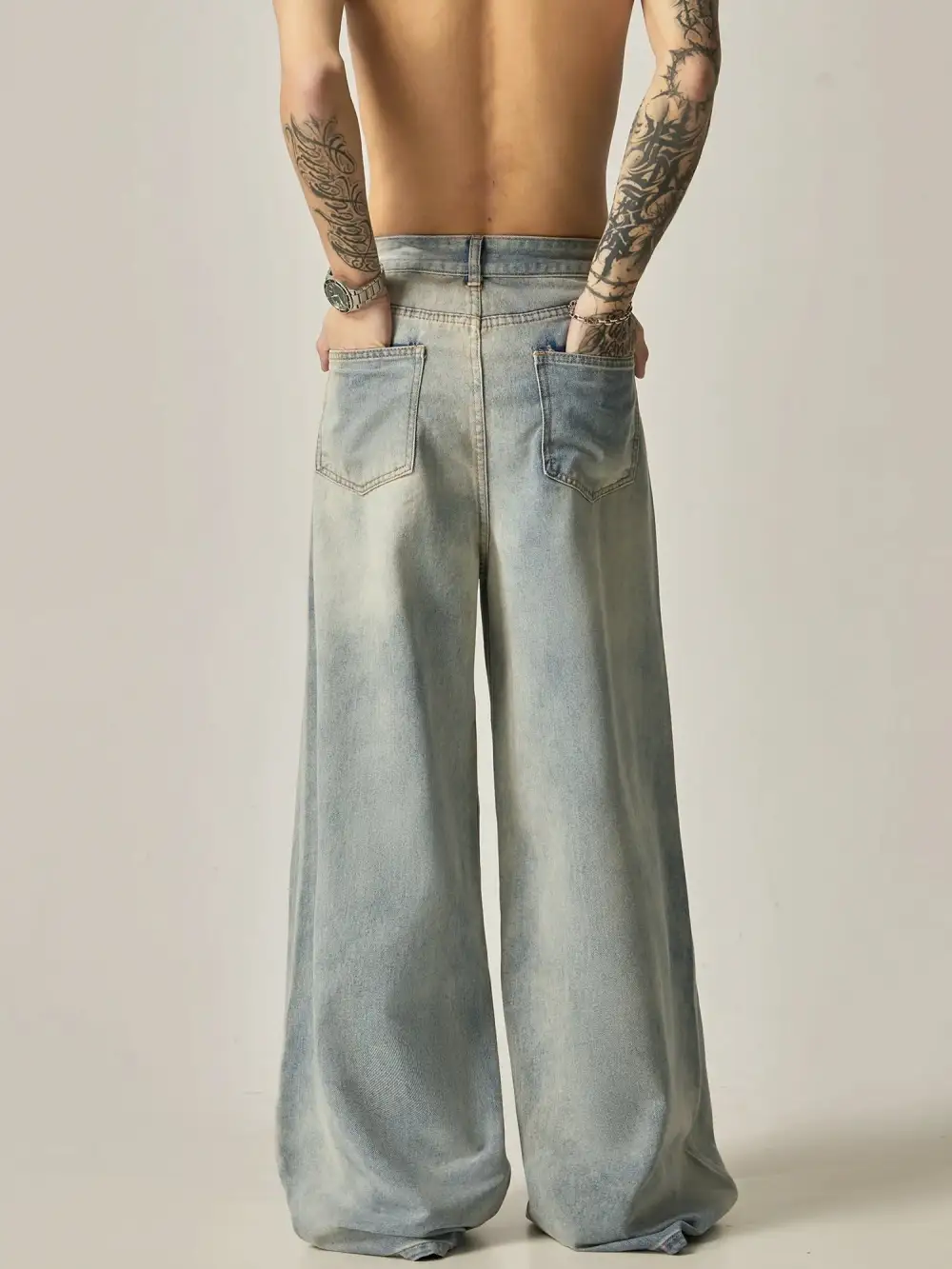 Ultra-Wide Bleached Jeans