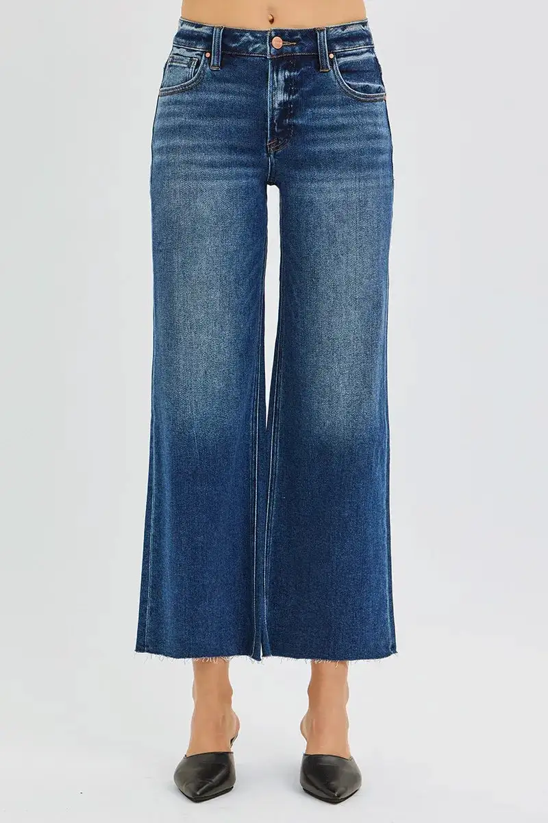 Mid Rise Raw Hem Cropped Jeans