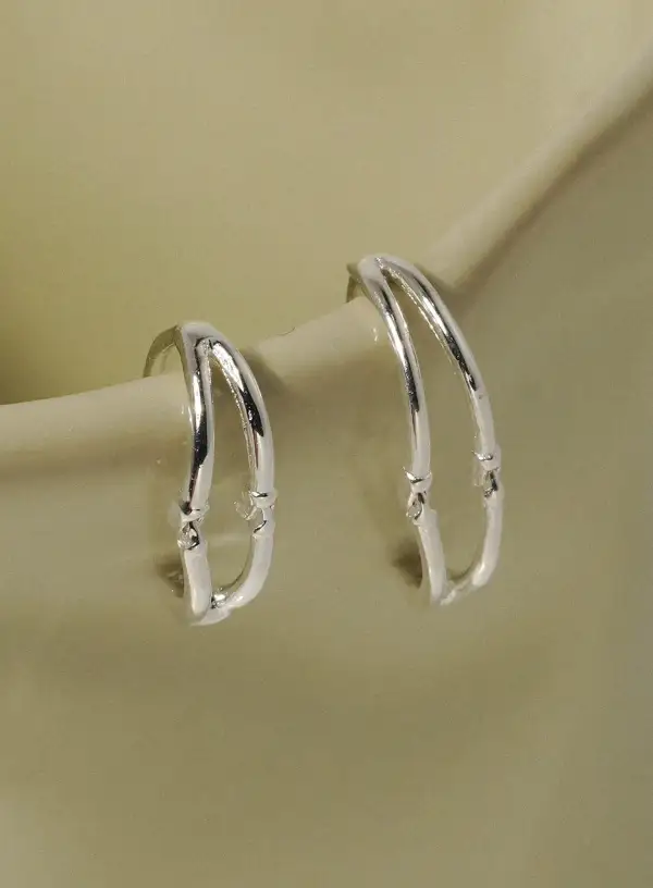 Minimal Snap Single Earring