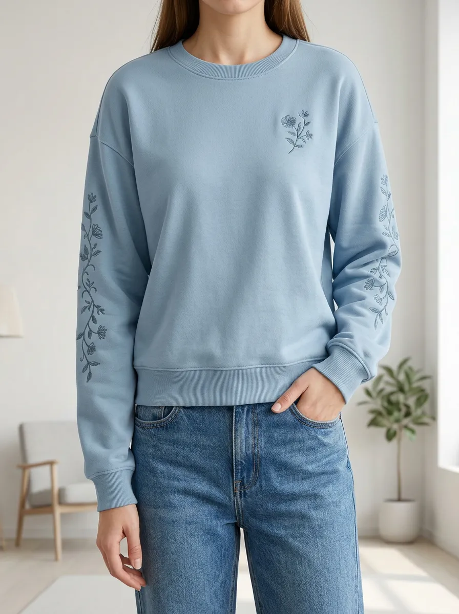 Women's Sweatshirt for Easygoing Wear