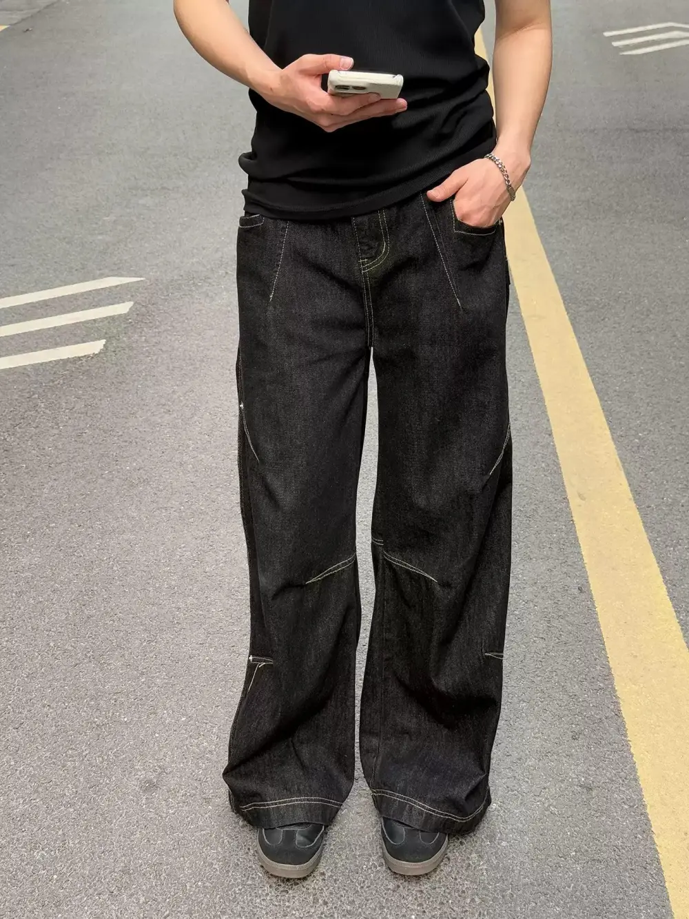 Contrast Seamed Straight Leg Jeans