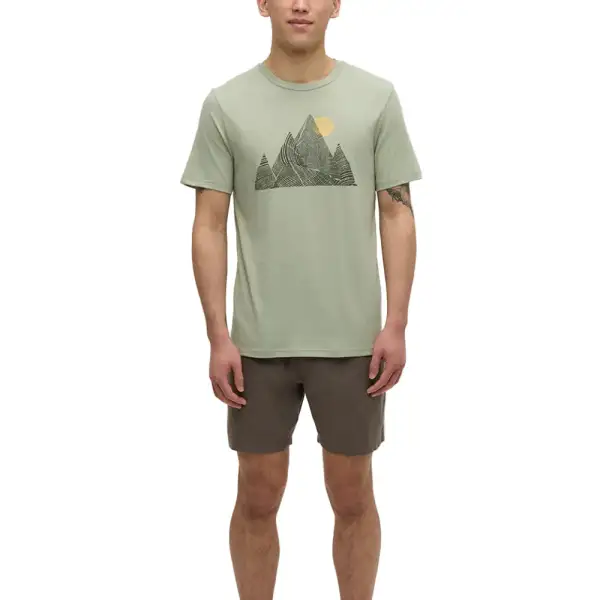 Men's Sasquatch Rink Graphic Tee