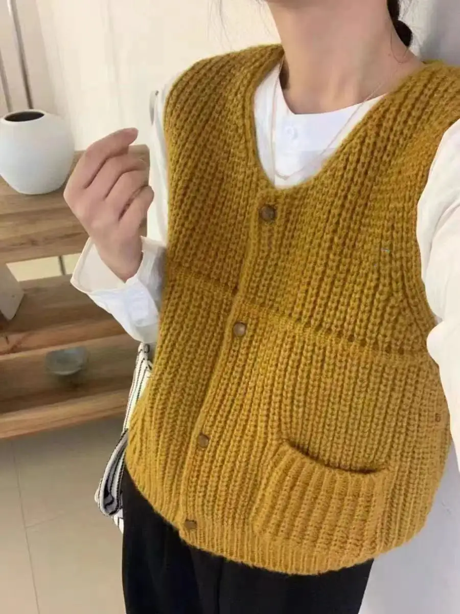 Chic Knitted Vest For