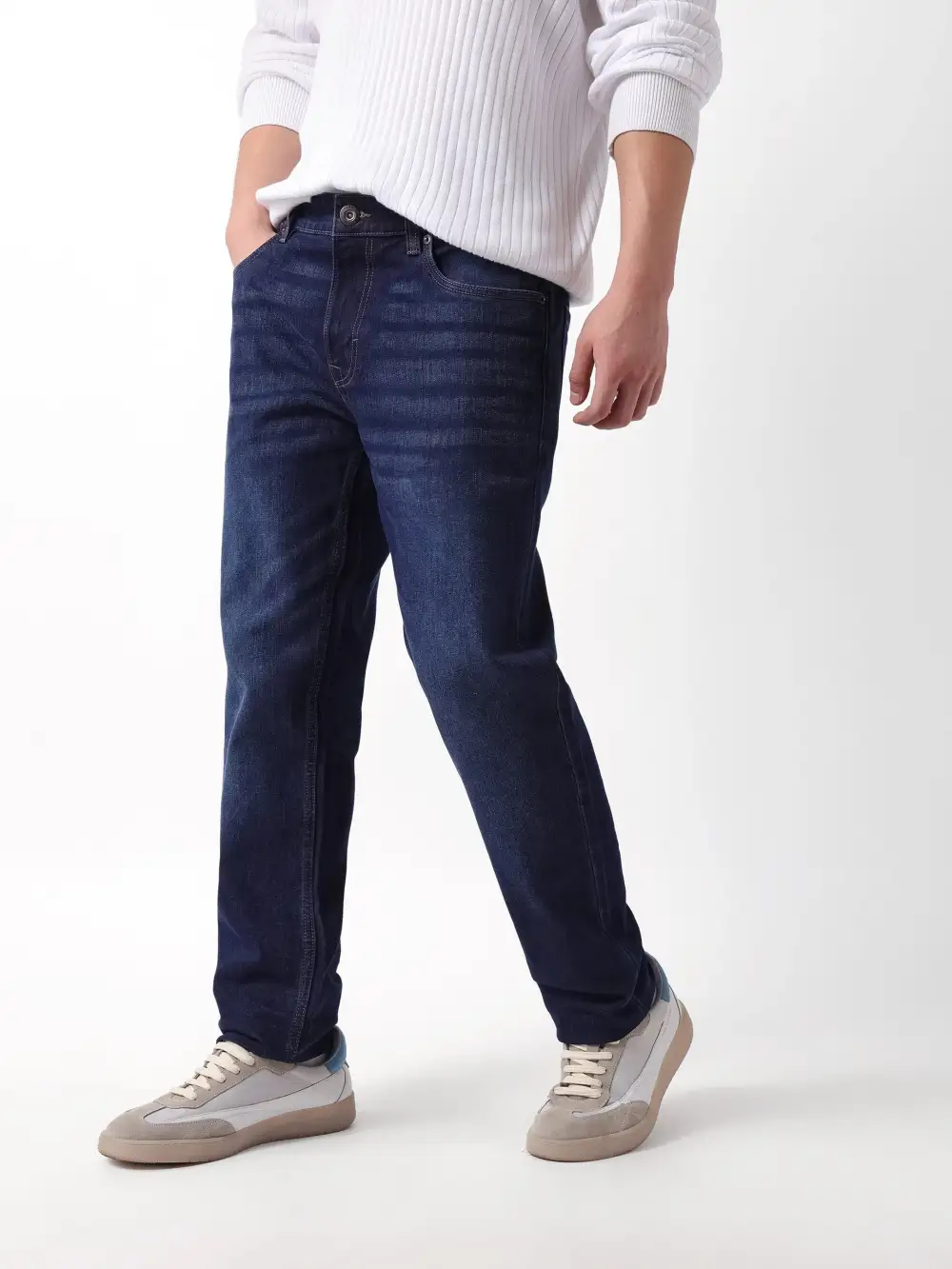 Layer Friendly Stretch Pocket Cotton Jeans
