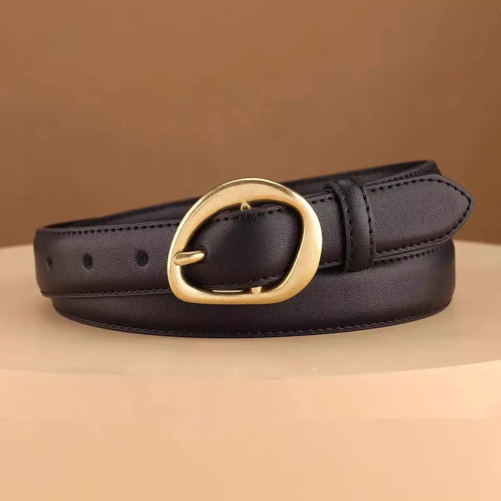 Relaxed Golden Buckle Leather Belt