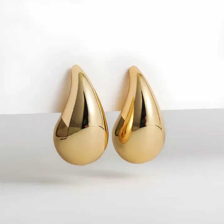 Compact Form Earrings