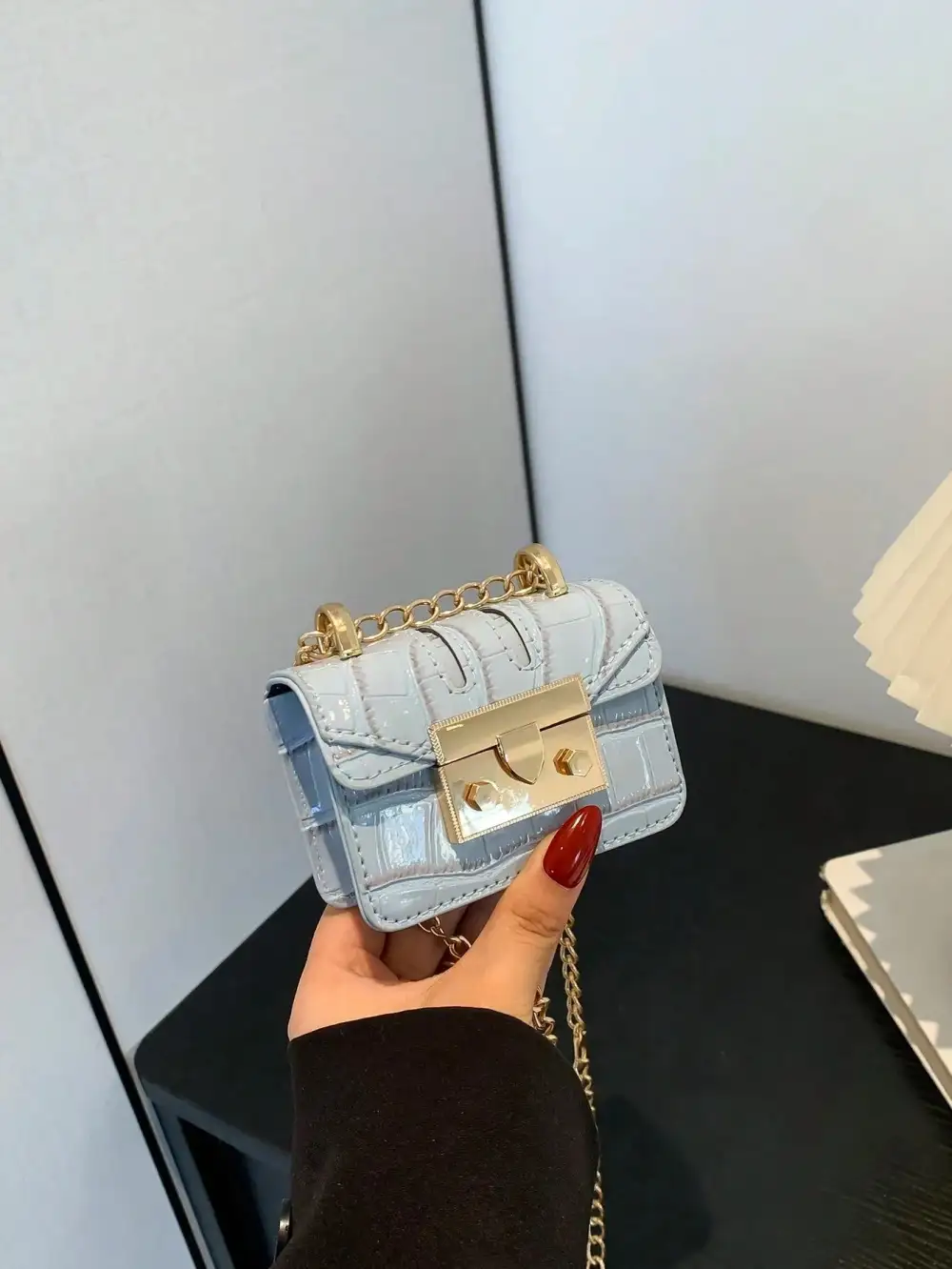 Minimalistic Crocodile-Print Chain Shoulder Bag Crossbody
