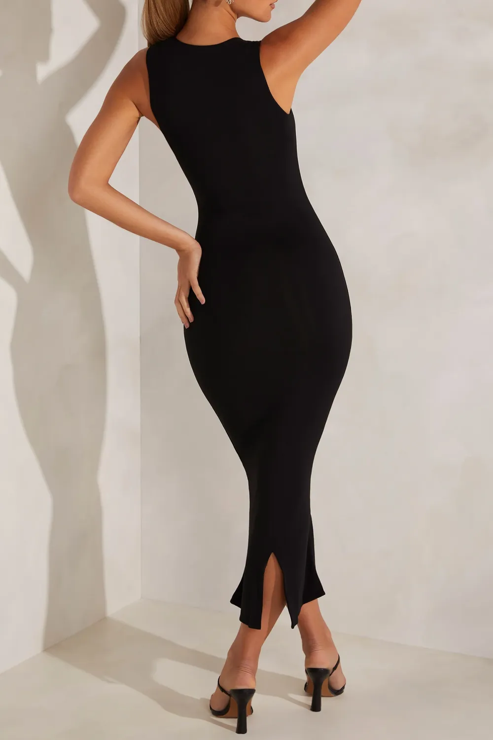 Solid Fishtail Hem Stretch Dress