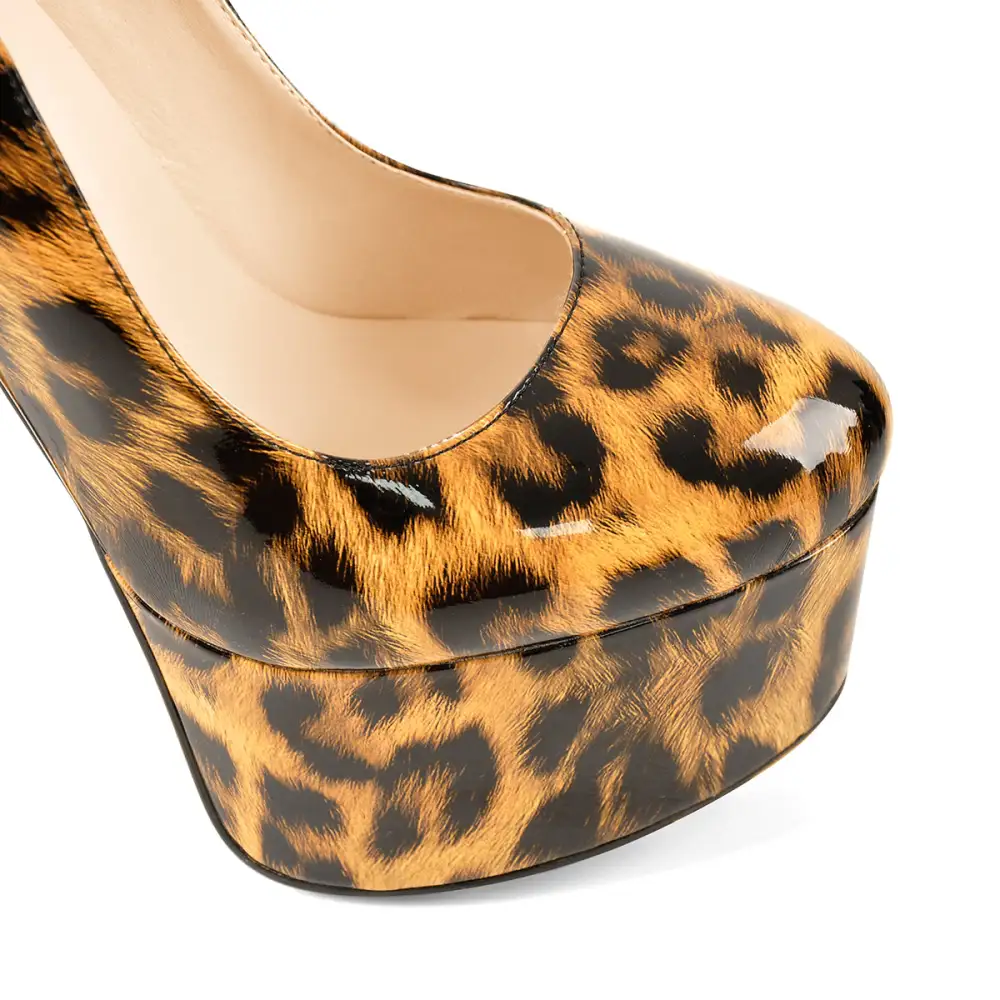Leopard Pattern Round Toe Platform Chunky Heel Pumps