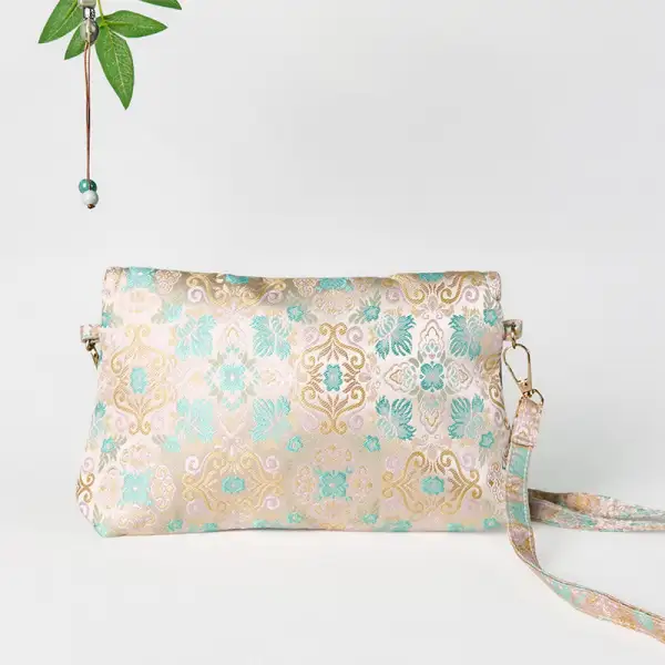 Buddha Stones Retro Flowers Bag