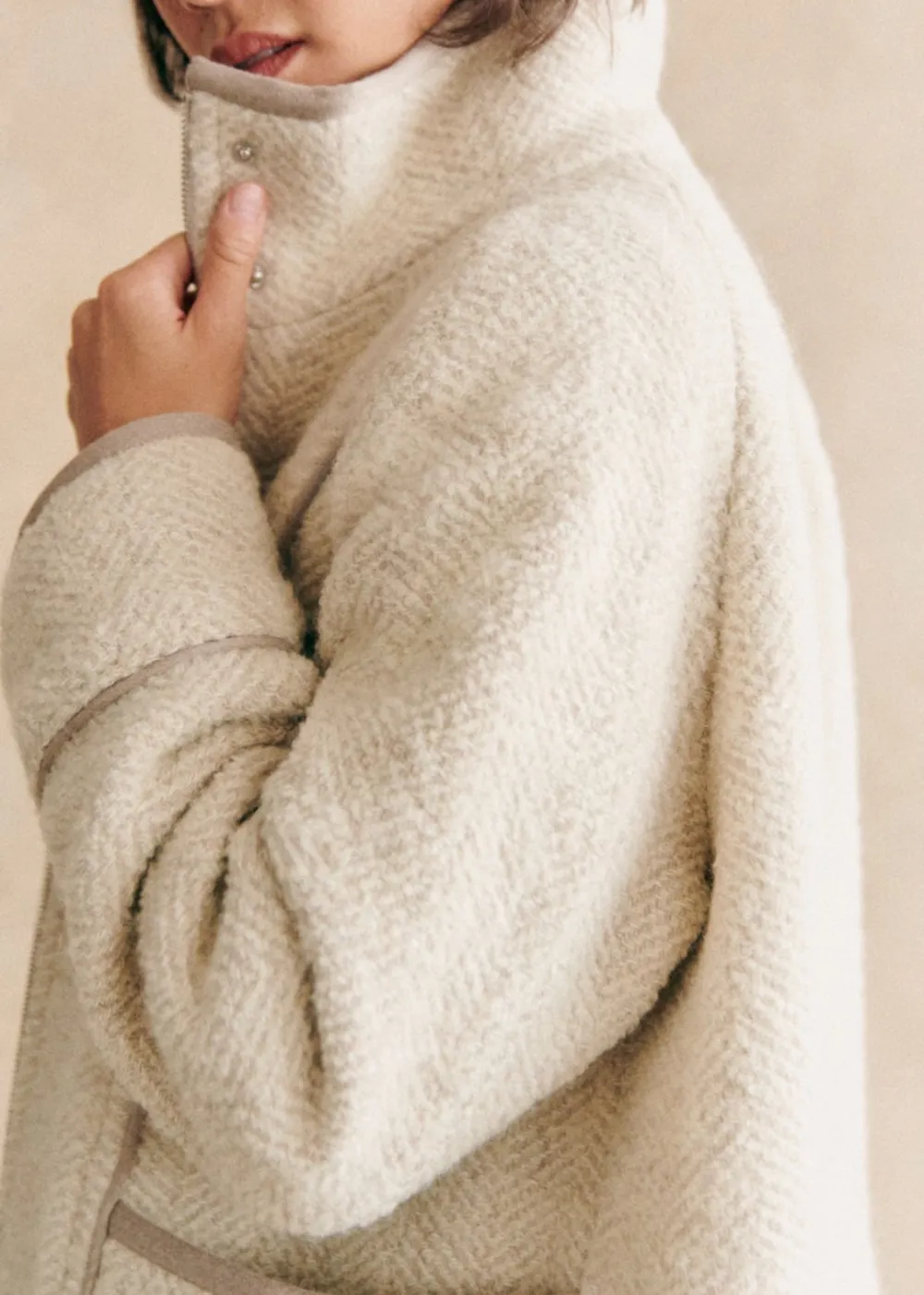 Heavy Wool Mid-Length Coat