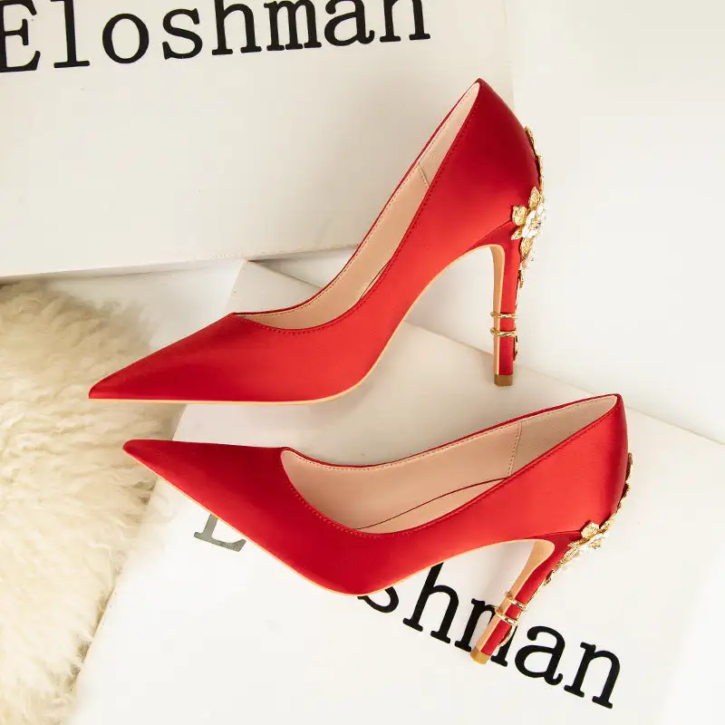 Pointed Toe Stiletto Heel Floral Detail Bridal Style High Heels