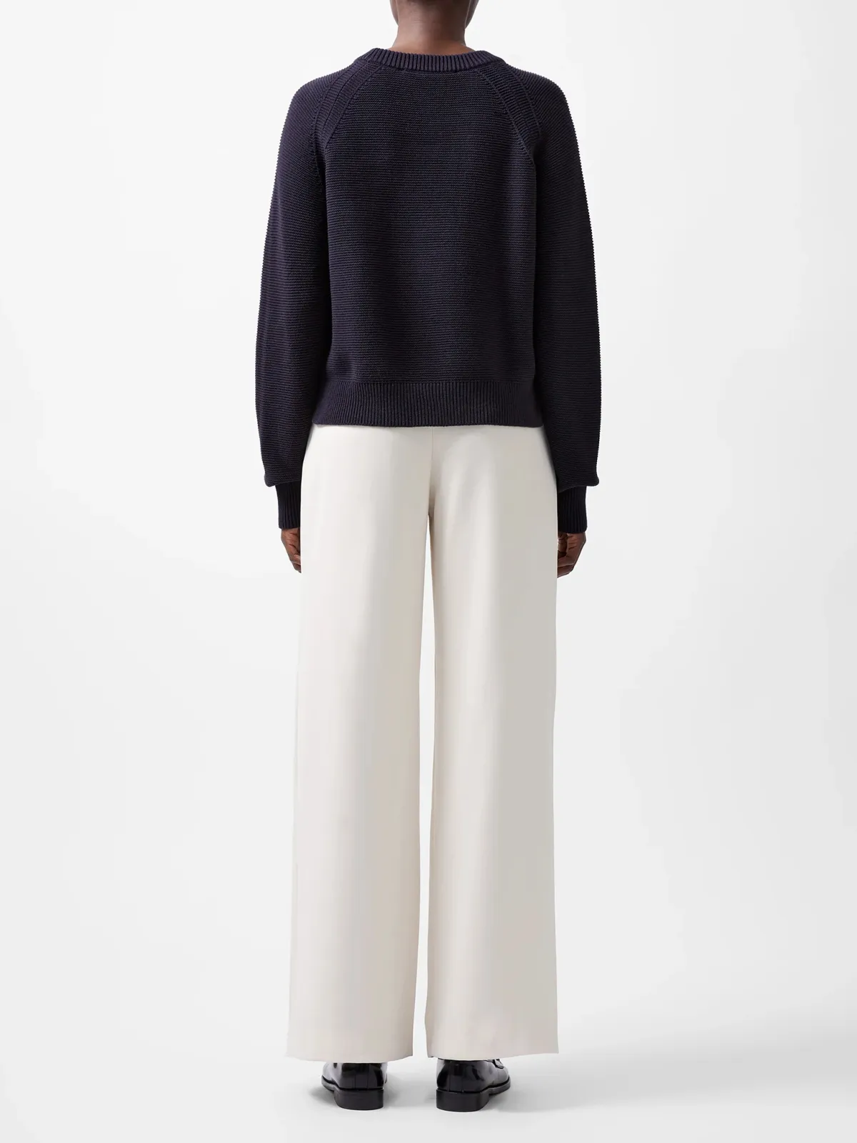 Simple And Versatile Round Neck Commuter Style Sweater