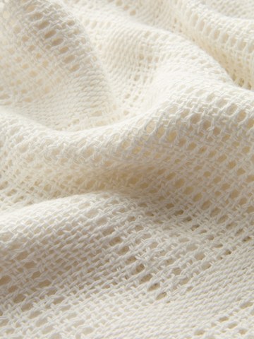 Cellular Baby Blanket detail 1