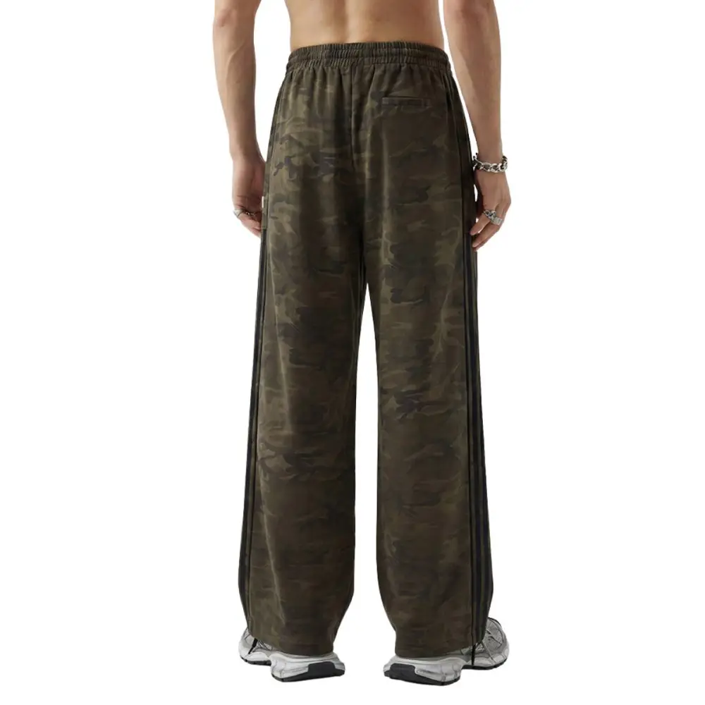 Straight Leg Drawstring Waist Camouflage Men's Sweatpants
