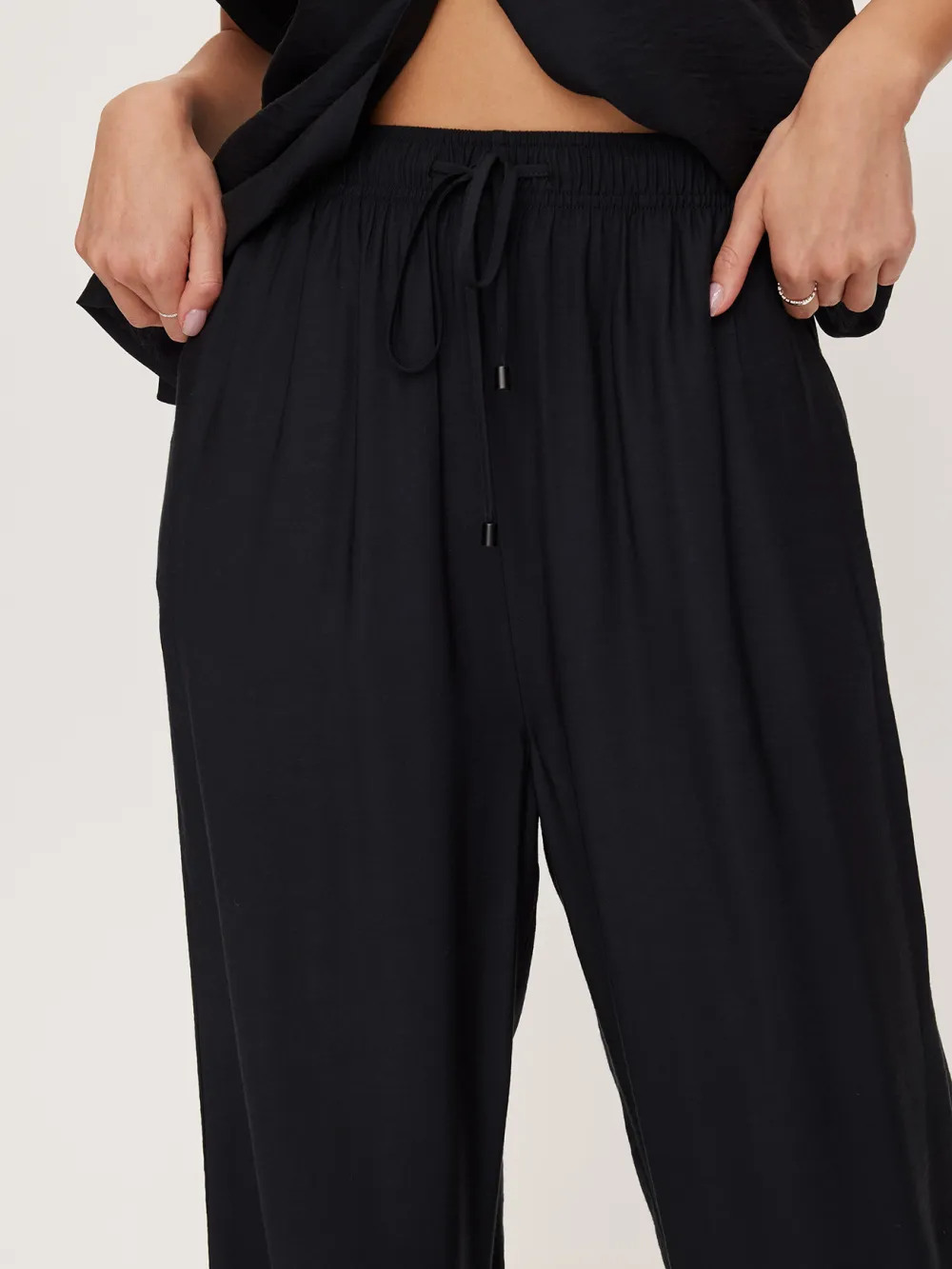 Black Green Flowy Wide-Leg Pants