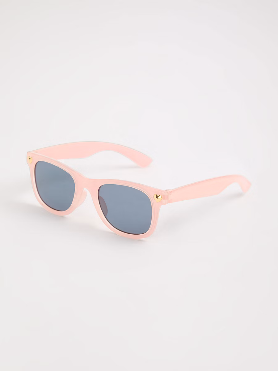Heart Detail Sunglasses 2 Pack detail 1