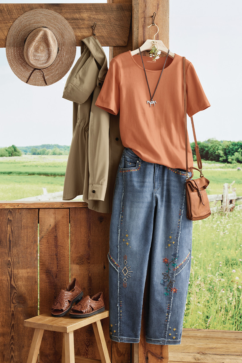 Embroidered Lantern-Leg Jeans