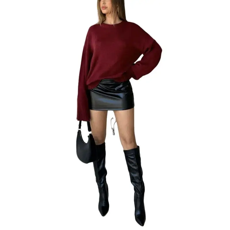 Sculpted Women's Round-Neck Relaxed Sweater