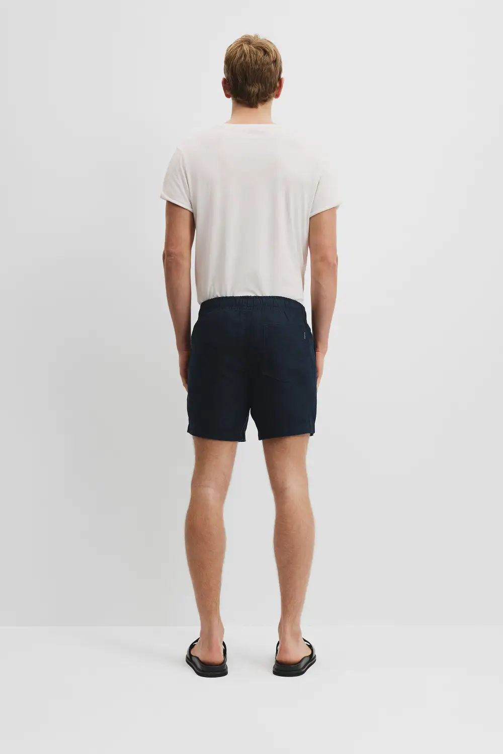 Men's Contemporary Drawcord Linen Shorts
