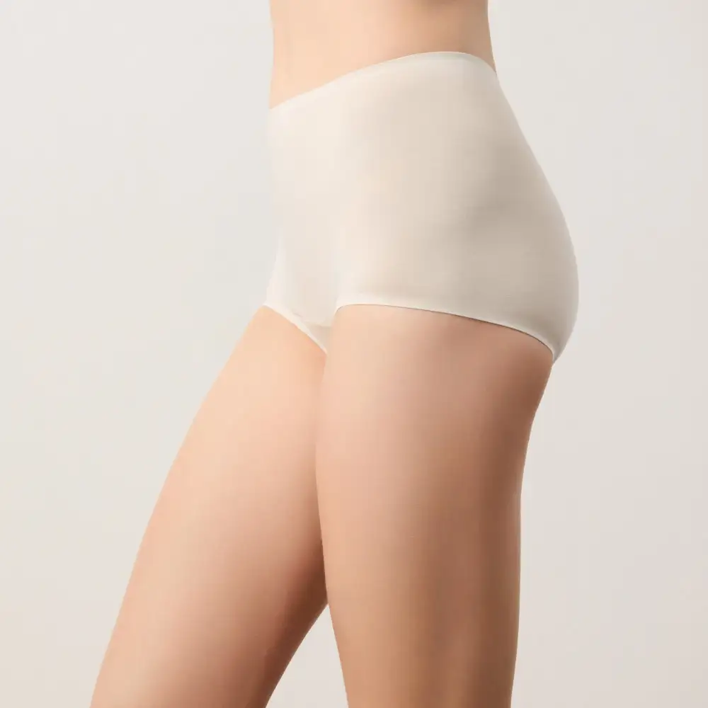 Seamless Bonded Modal Boyshort