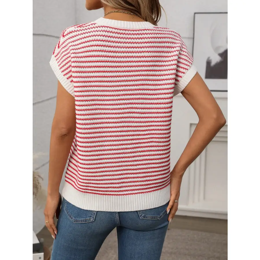 Round Neck Short Sleeve Knit Top