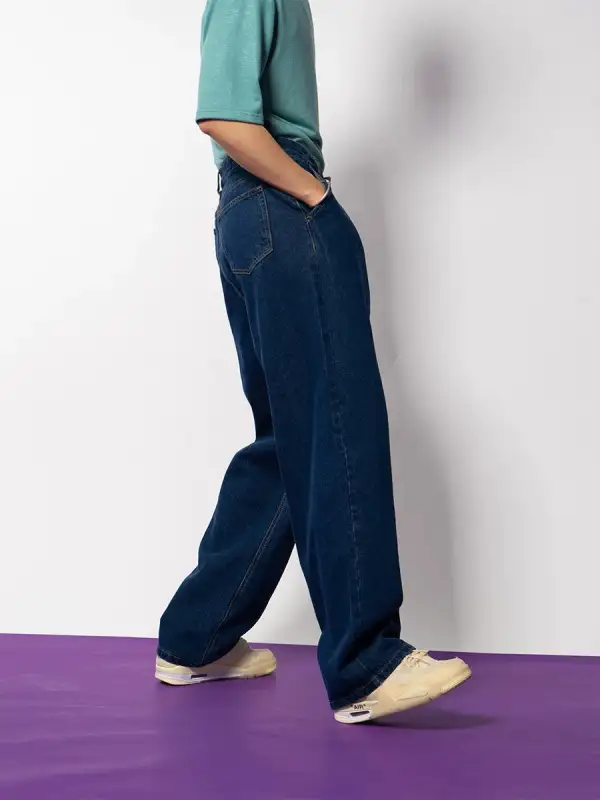 Pleat Relaxed Wide-Leg Jeans